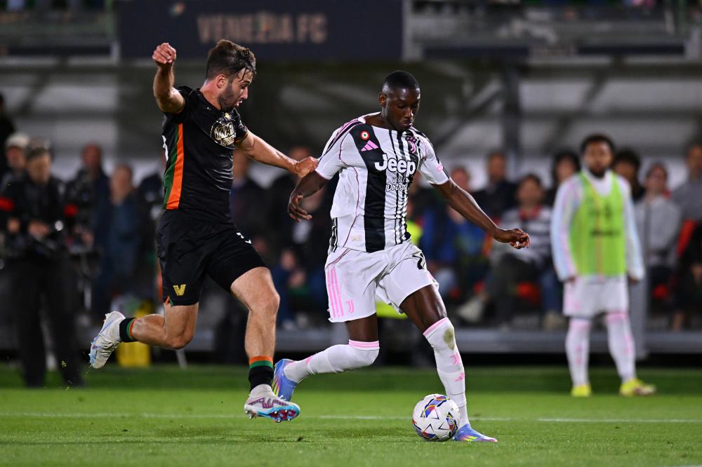 英媒：热刺锋线引援再遇打击，波尔图已表示阿格霍瓦冬窗不会离队