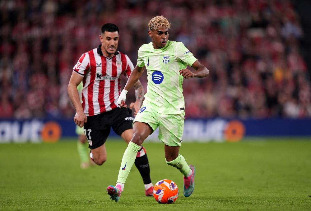 孔帕尼：凯恩和对手的手臂位置几乎一样，这种情况不该判点球